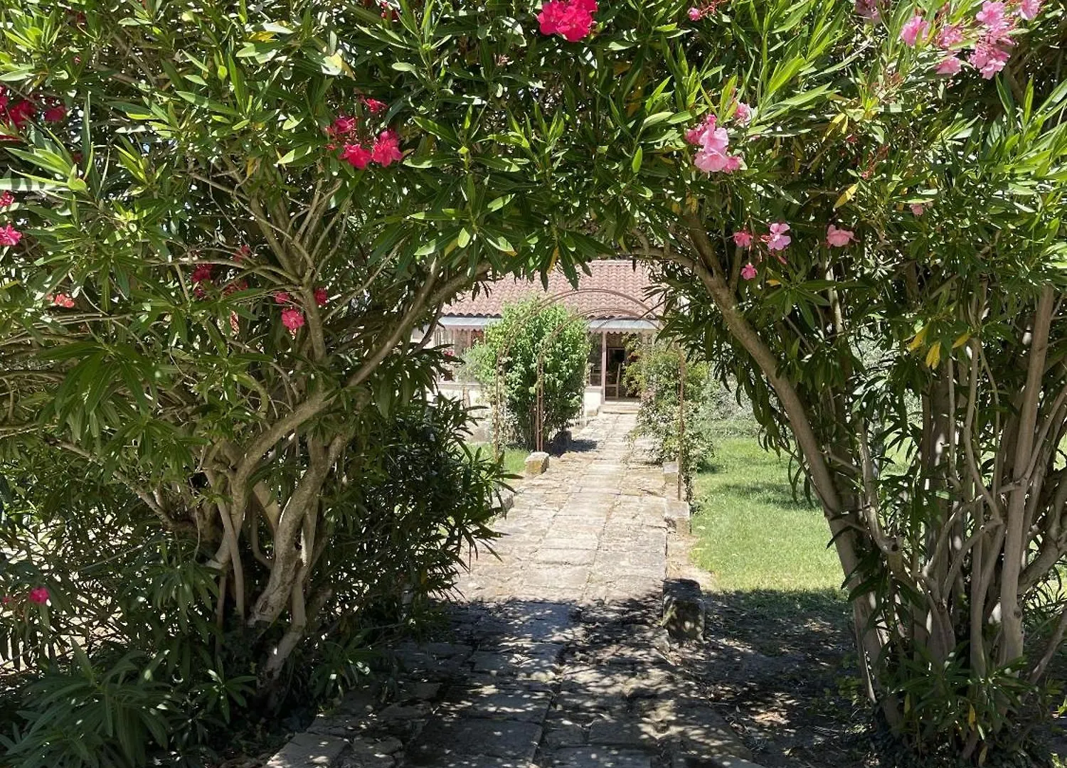 Bed & Breakfast Le Mas Des Chutes Graveson